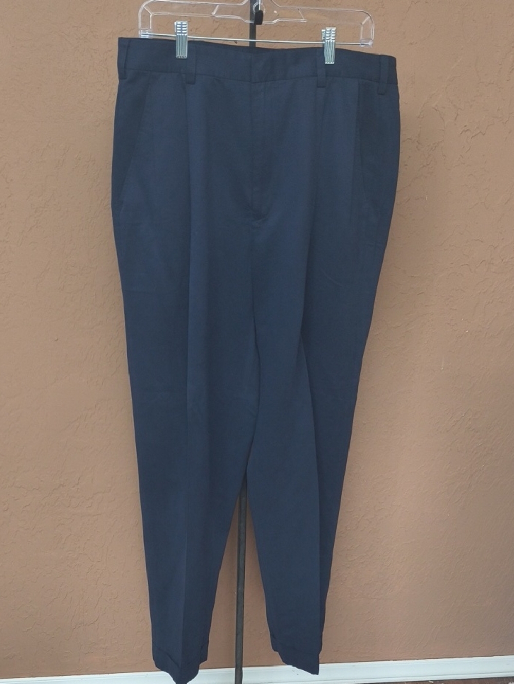 Izod Men's Navy Golf Pants Pleated Size 30 X 30